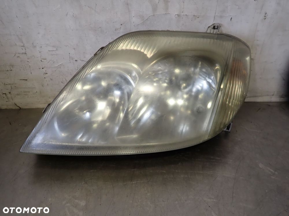 LAMPA LEWA PRZEDNIA TOYOTA COROLLA E12 - 1