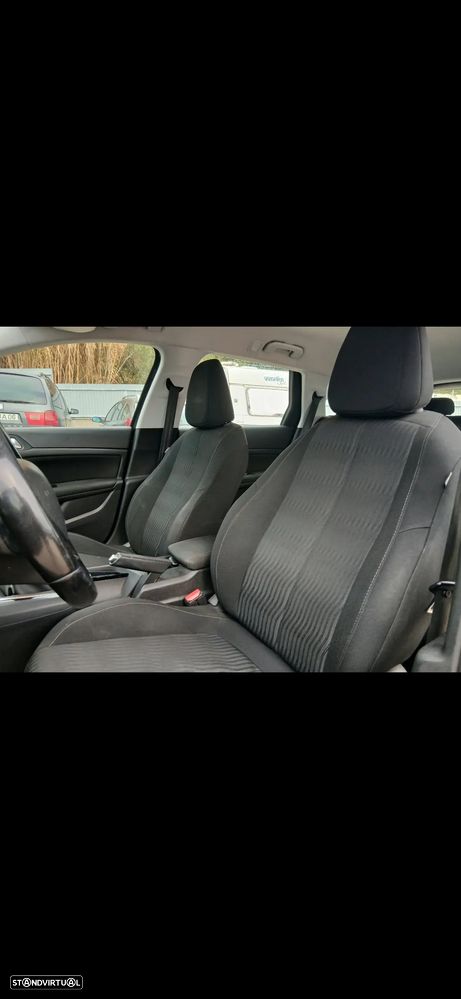 Peugeot 308 SW - 23