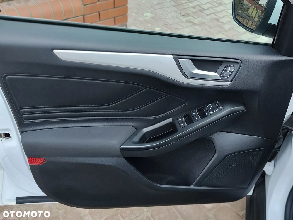 Ford Focus 1.5 EcoBlue Start-Stopp-System ACTIVE STYLE - 16