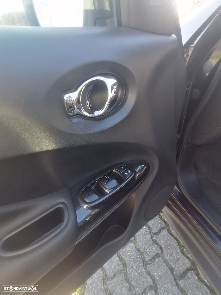 Nissan Juke 1.6 Xtronic Tekna - 26