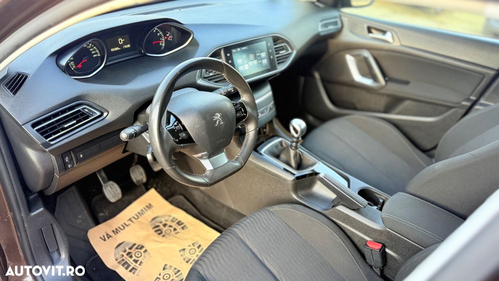 Peugeot 308 1.6 THP Active - 6