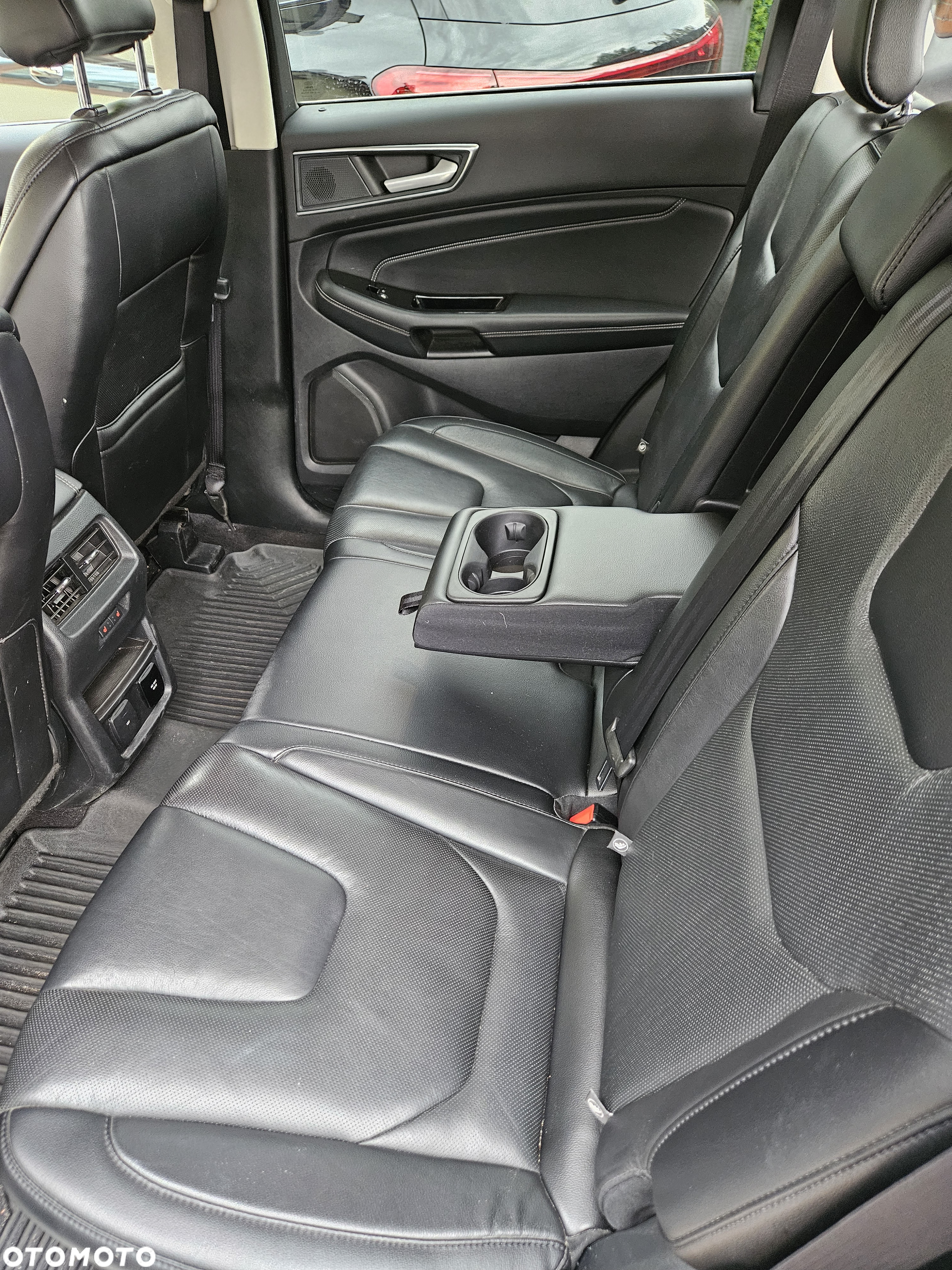 Ford Edge - 4