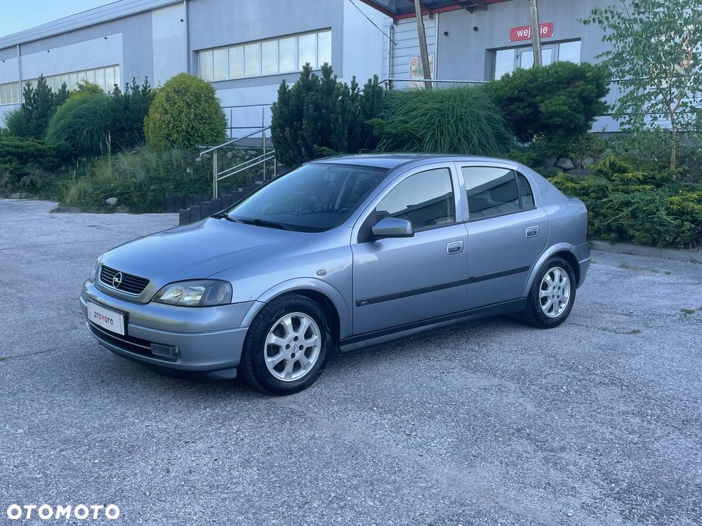 Opel Astra 1.6 NJoy - 39