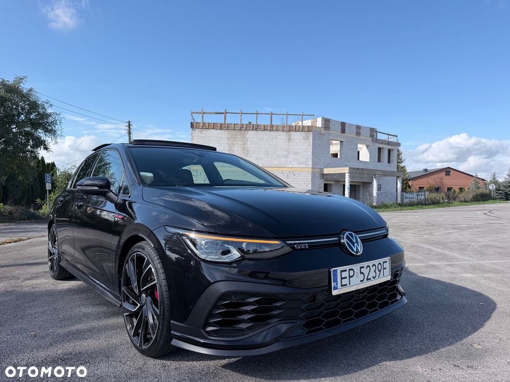 Volkswagen Golf - 21