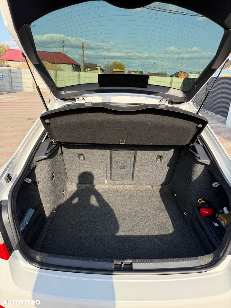 Skoda Octavia 1.6 TDI Ambition - 11