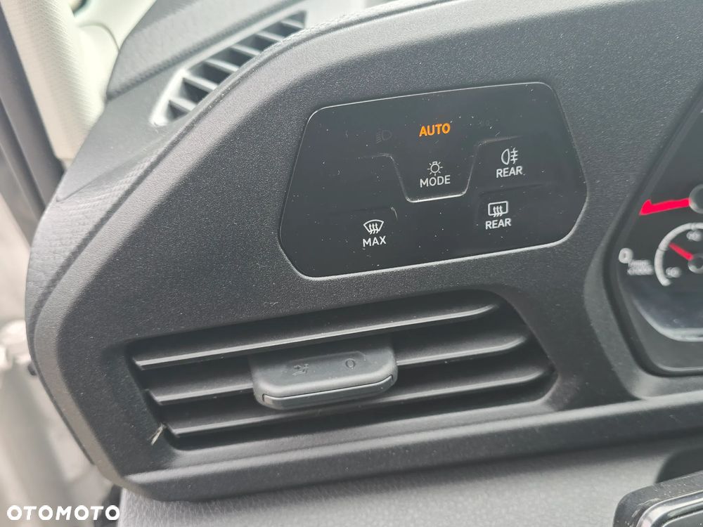 Volkswagen CADDY - 18