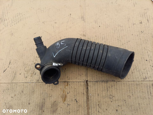 RURA DOLOT POWIETRZA VW AUDI 8D0129615K