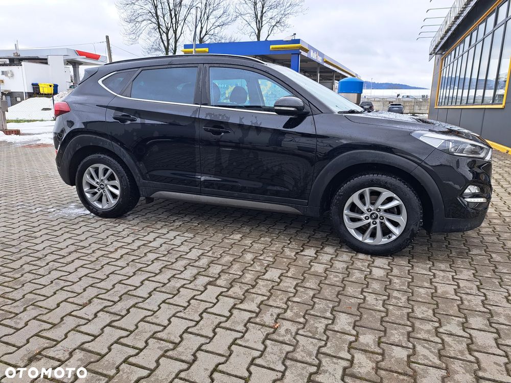 Hyundai Tucson blue 1.7 CRDi 2WD Intro Edition - 13