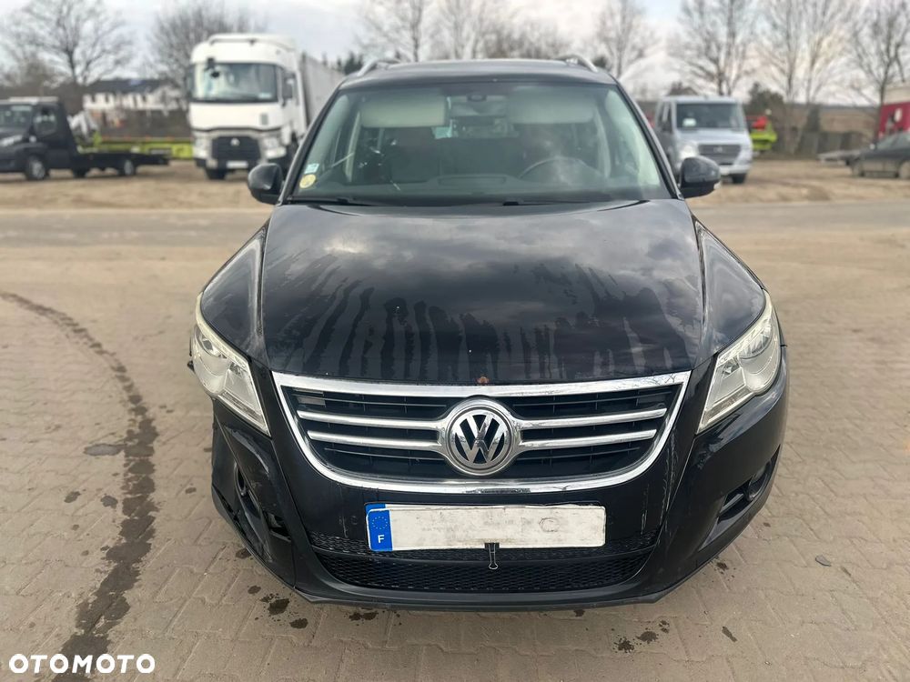 Volkswagen Tiguan - 2