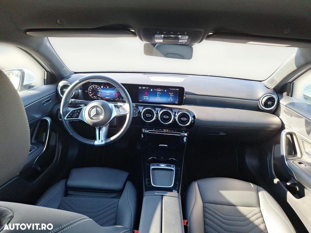 Mercedes-Benz A 180 d 8G-DCT - 12