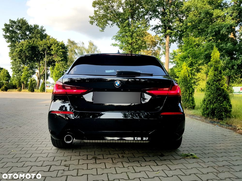 BMW Seria 1 118i - 13