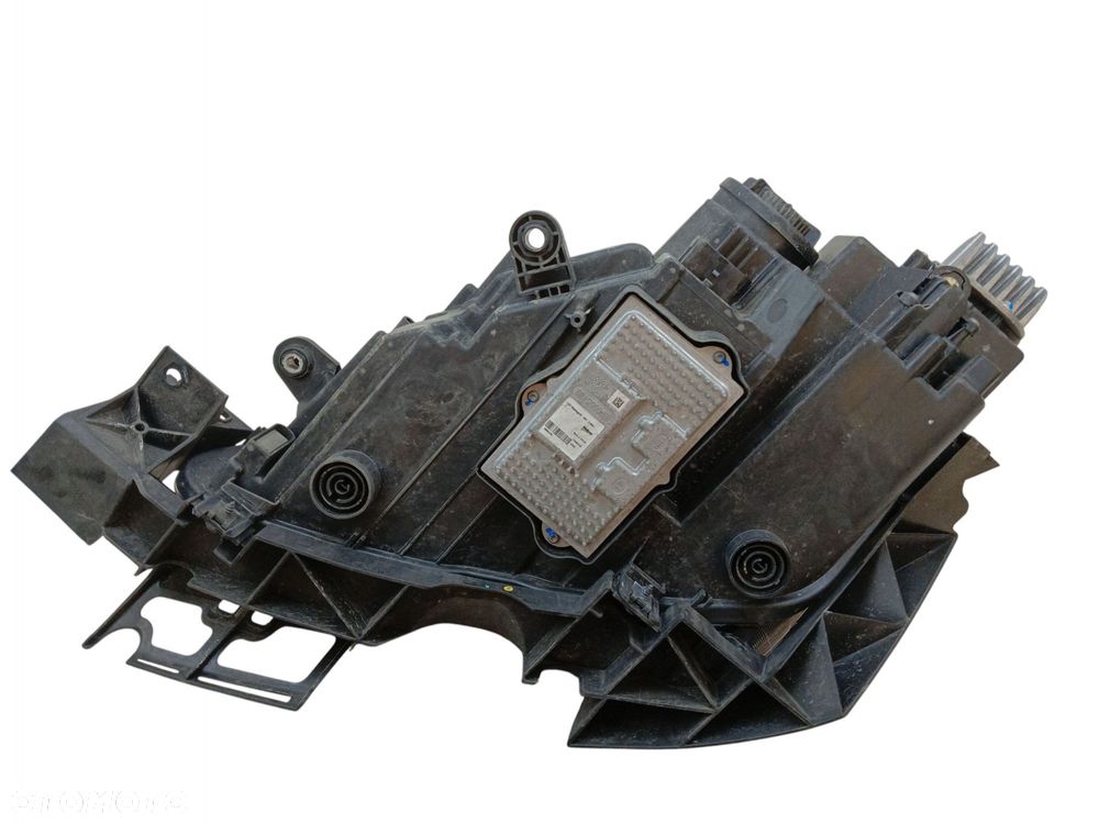 LAMPA PRAWY PRZÓD SEAT ATECA (2016-2020) 1.4 TSI 150KM 576941008A - 2