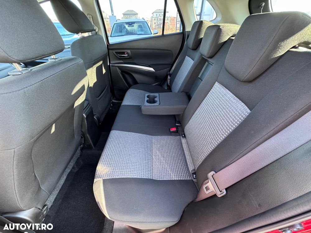 Suzuki S-Cross 1.5 AllGrip HEV Passion - 20