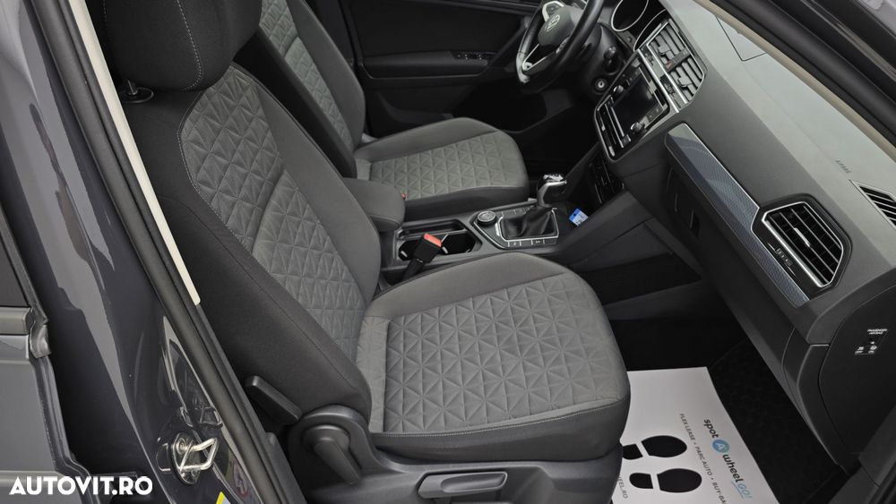 Volkswagen Tiguan 2.0 TDI 4Mot DSG Comfortline - 19