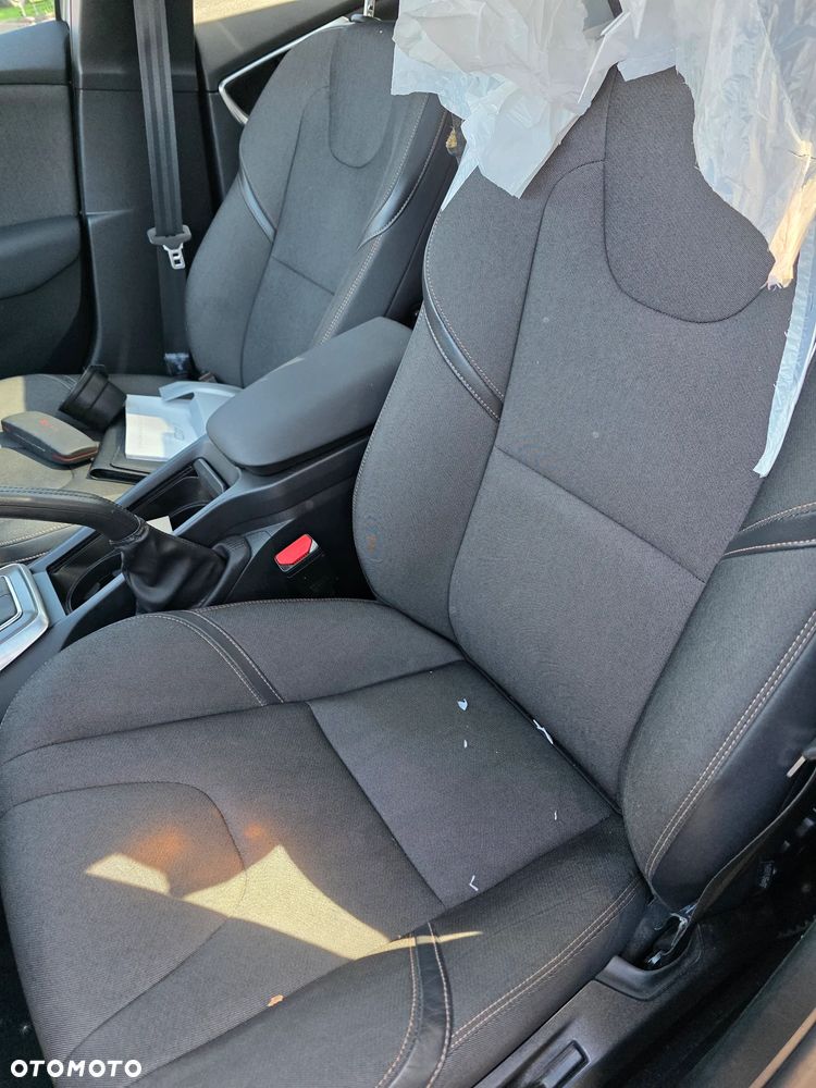 Volvo V40 Cross Country D2 Powershift Ocean Race - 16