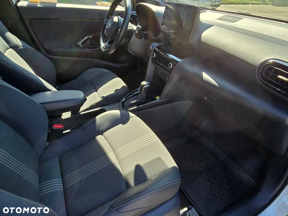 Toyota Yaris Cross Hybrid 1.5 Adventure - 10