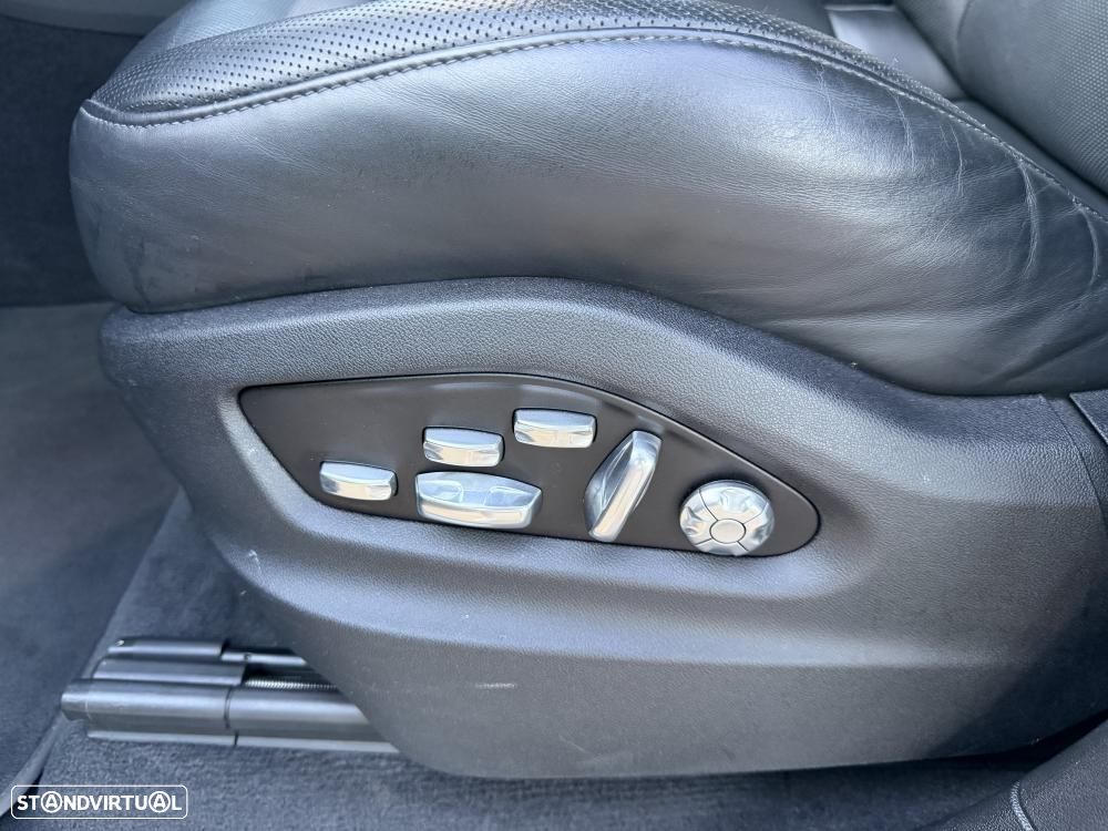 Porsche Cayenne Coupé E-Hybrid Platinum Edition - 23