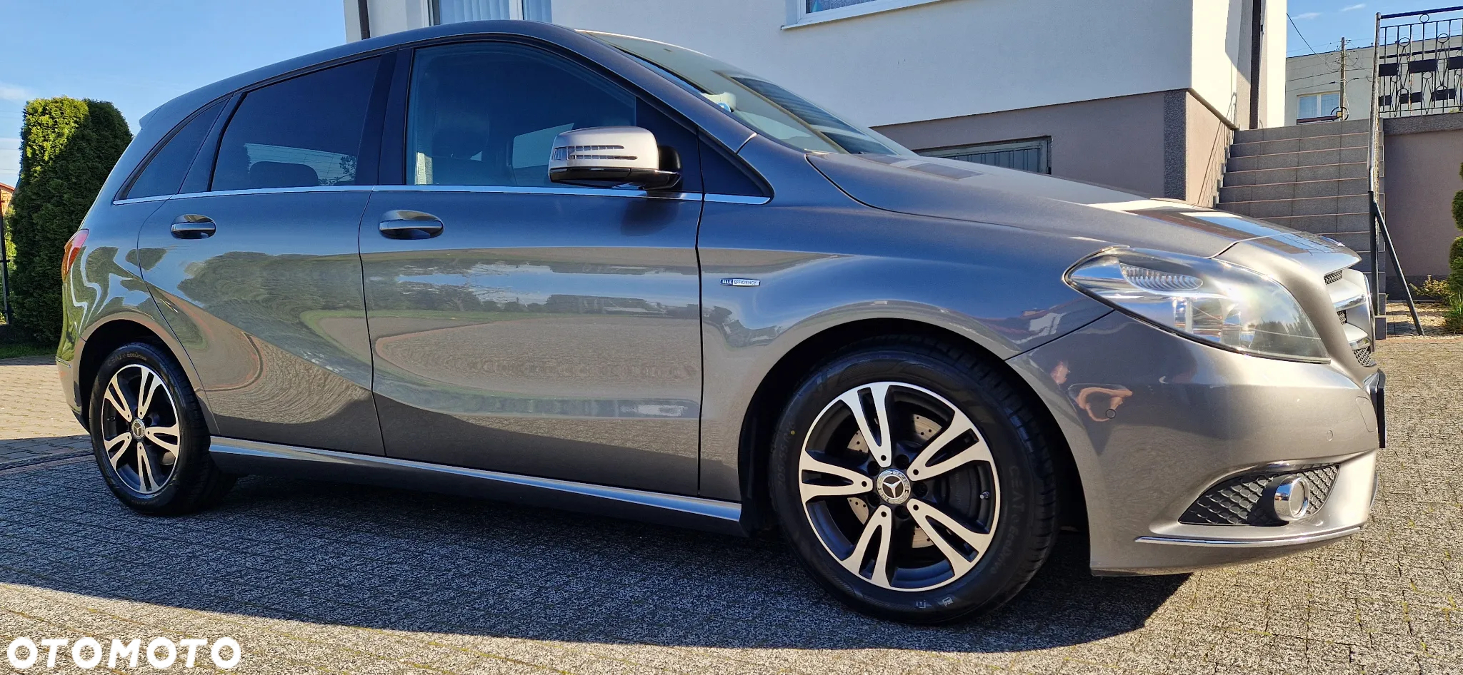 Mercedes-Benz Klasa B 180 7G-DCT Peak Edition - 2