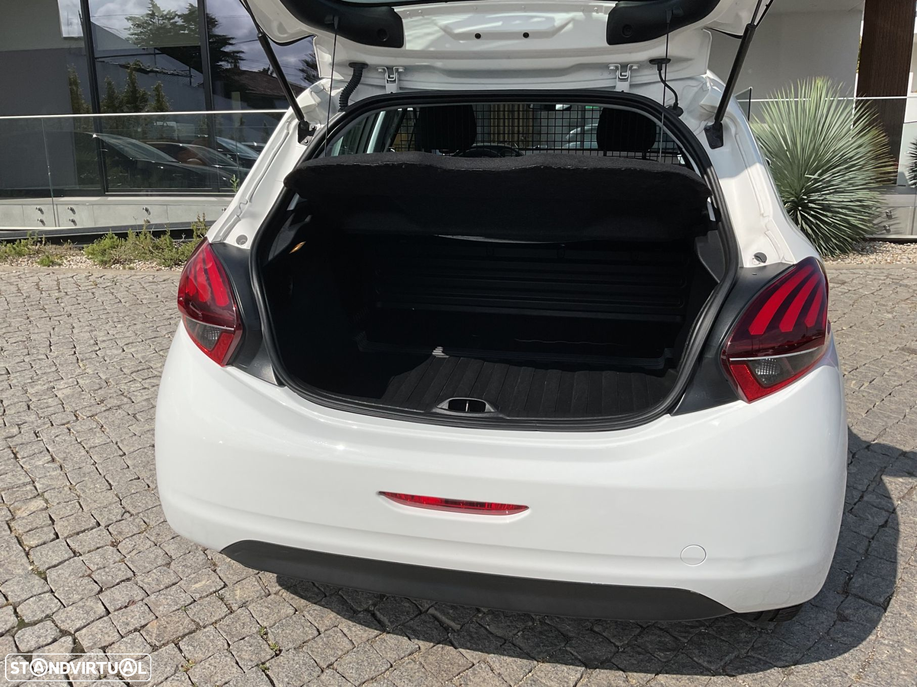 Peugeot 208 1.5 BlueHDi Active - 15