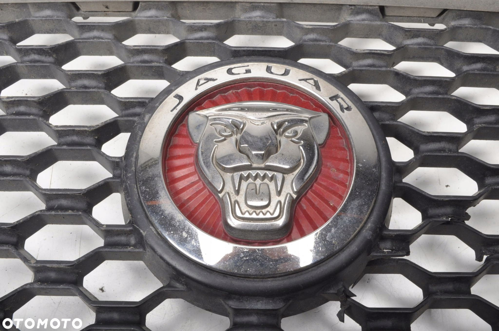 JAGUAR XF II ATRAPA GRILL GX63-018K28-A - 4