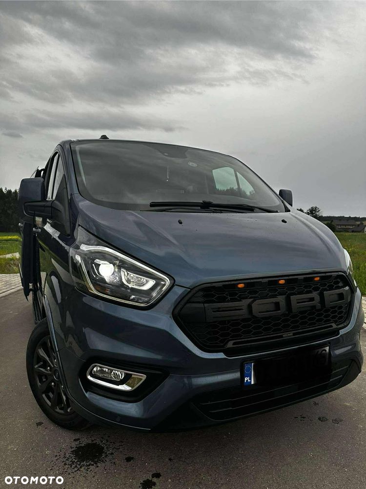 Ford Tourneo Custom - 2