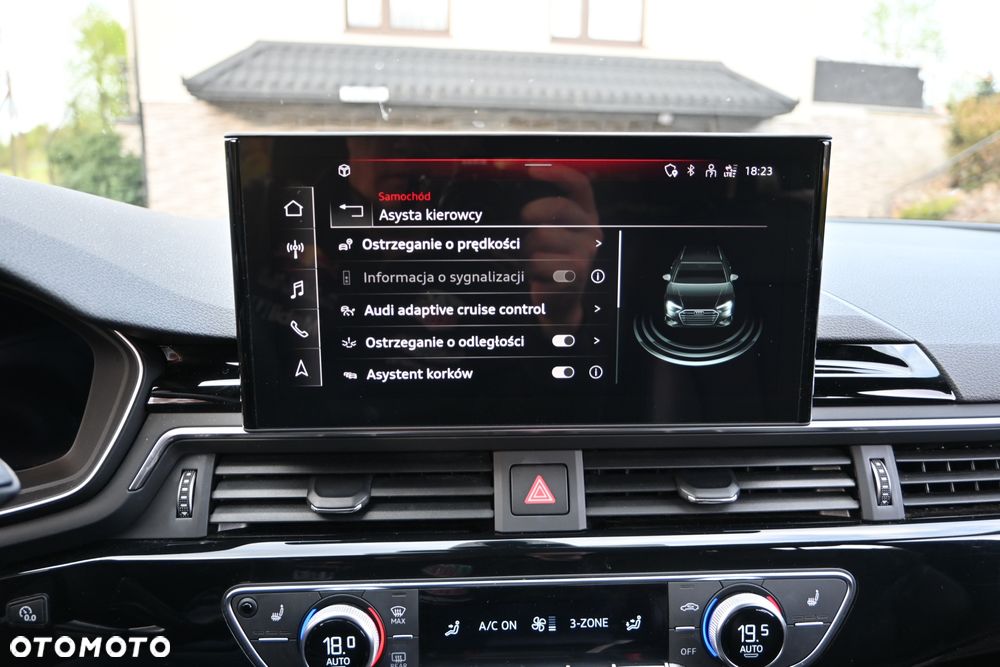 Audi A4 Avant 40 TFSI S tronic S line - 31