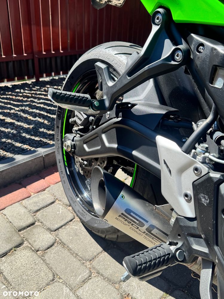 Kawasaki Ninja - 8