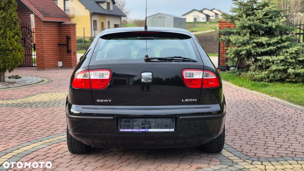 Seat Leon 1.6 16V Signo - 27