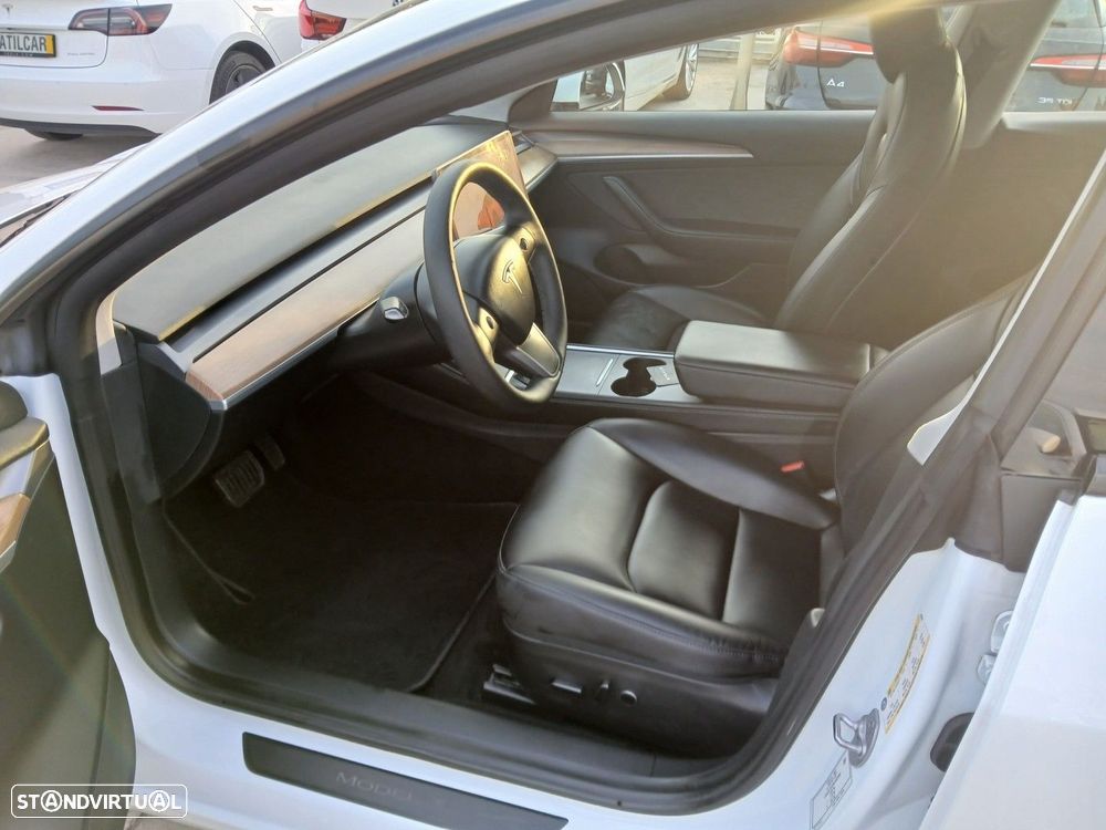 Tesla Model 3 - 19