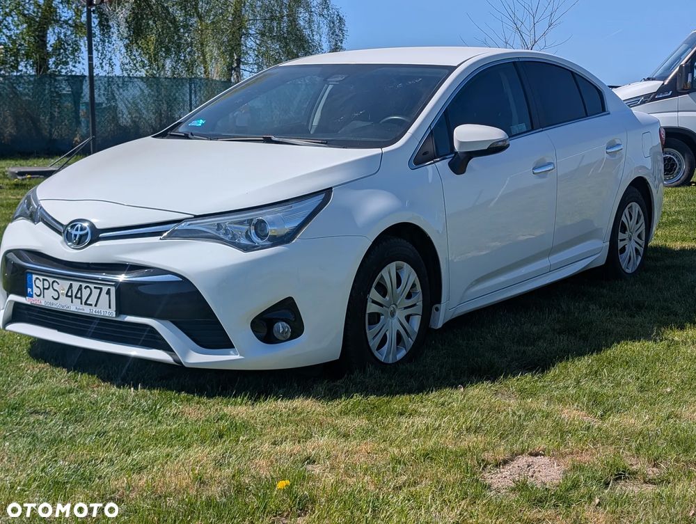 Toyota Avensis 1.8 Premium - 1