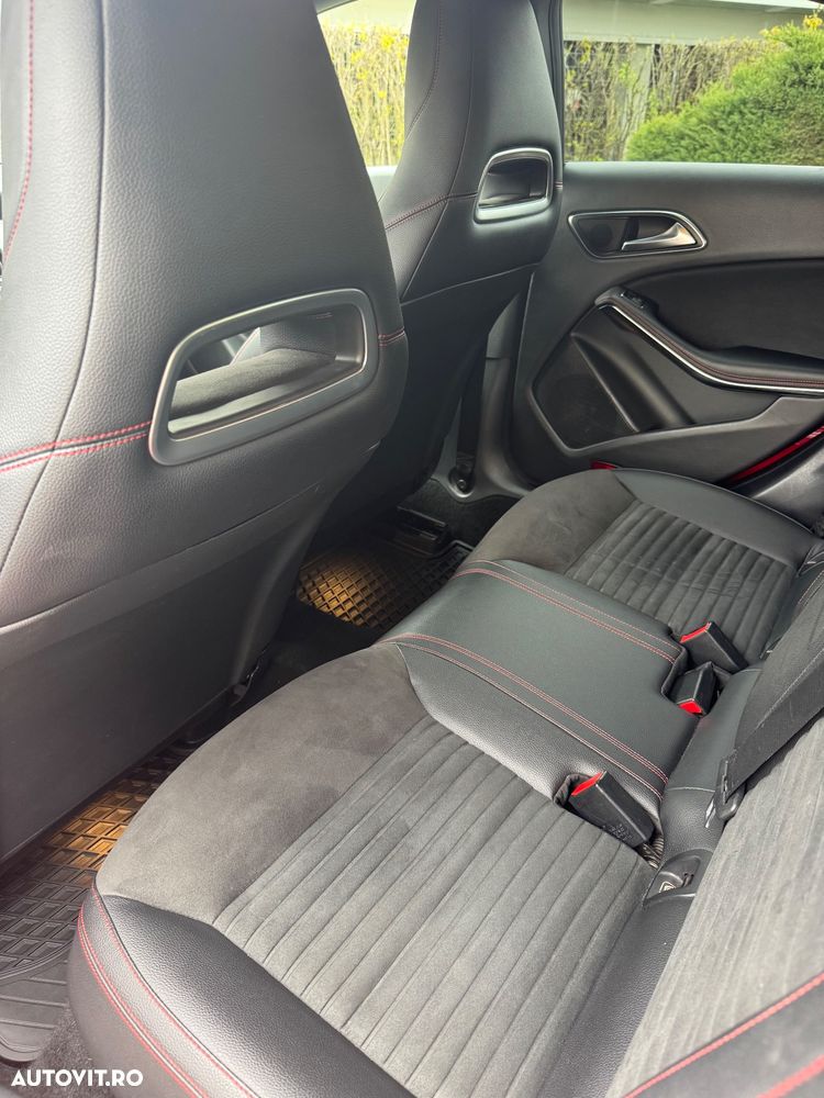 Mercedes-Benz CLA 200 d 7G-DCT - 9
