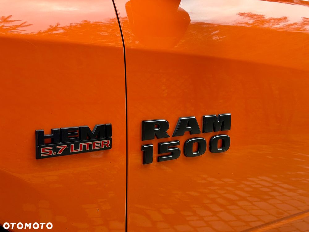 Dodge RAM 5.7 4x4 - 10