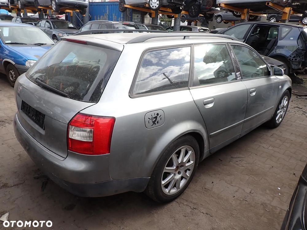 CZĘSĆI - Audi A4 B6 1,9TDI 130KM AVF AT AUTOMAT GJA KOMBI LAKIER LY7Q 2004r. INDEX - 9351 - 3