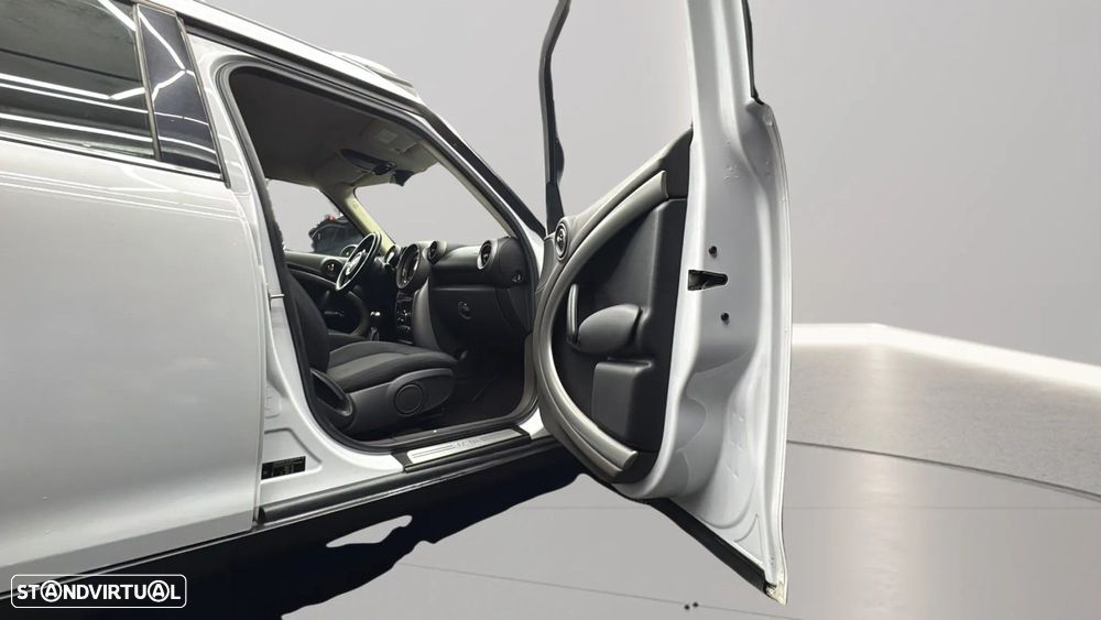 MINI Countryman Cooper D - 10