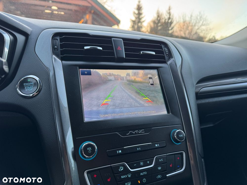 Ford Mondeo 2.0 EcoBlue Titanium - 29