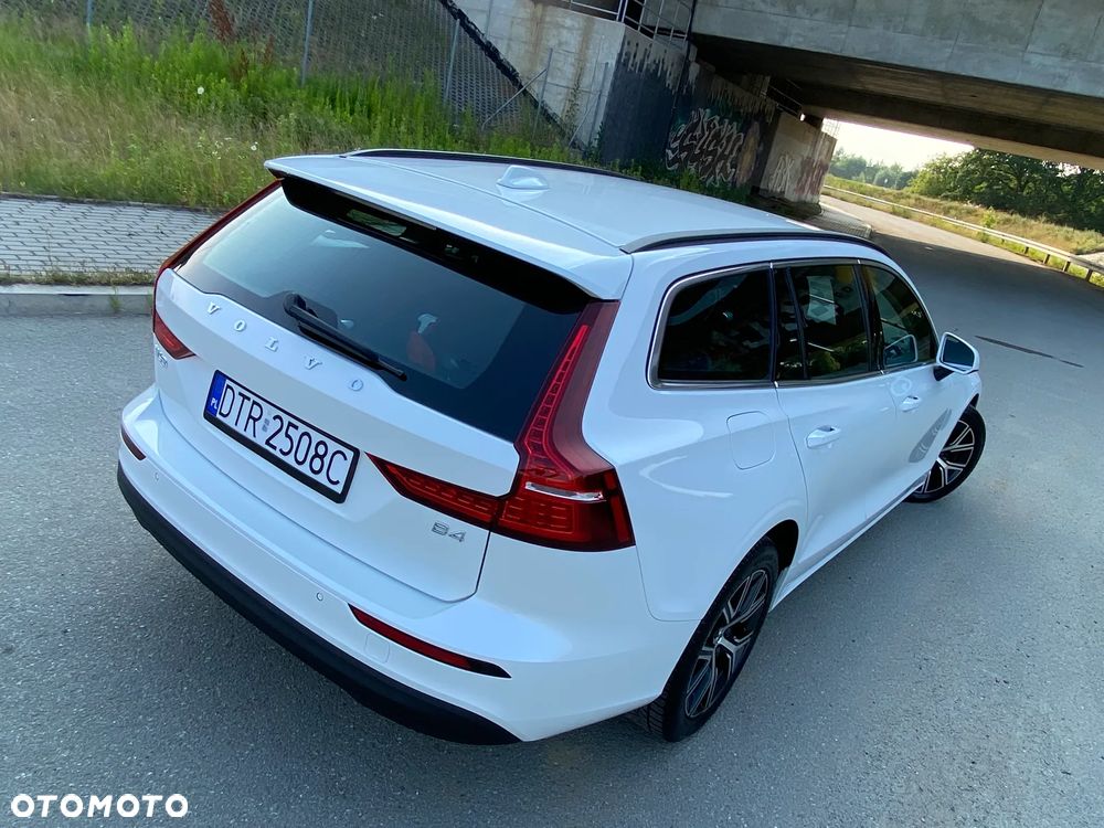 Volvo V60 B4 D Momentum Core - 35
