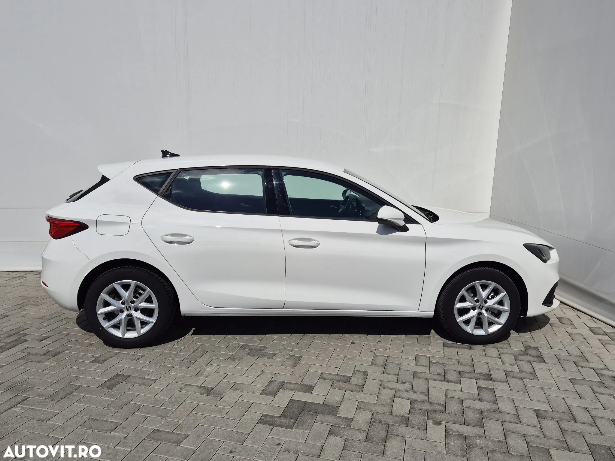 Seat Leon ST 1.0 ETSI mHEV DSG7 Style - 6