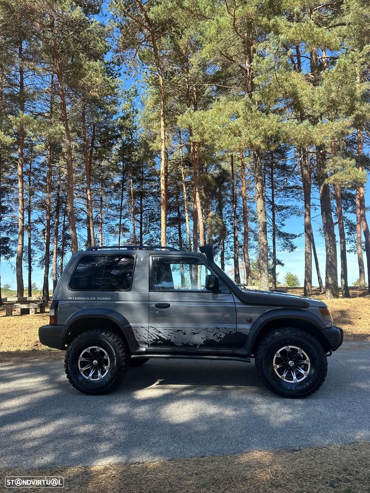 Mitsubishi Pajero 2.5 TDi GLX - 3