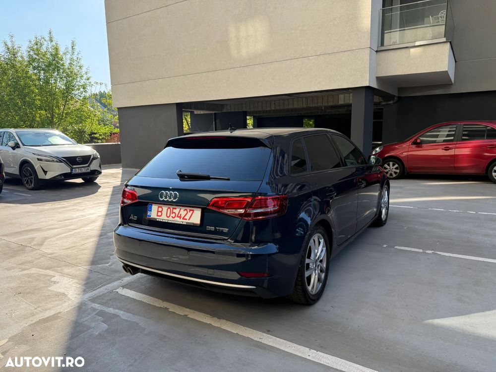 Audi A3 Sportback ver-ack-1-5-35-tfsi-mhev-s-tronic-advanced - 9