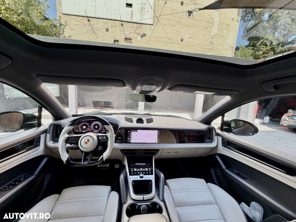Porsche Cayenne - 10