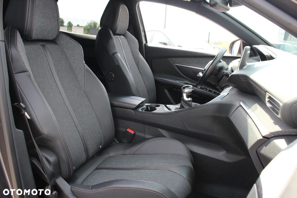 Peugeot 3008 PureTech 130 Stop & Start Allure - 29