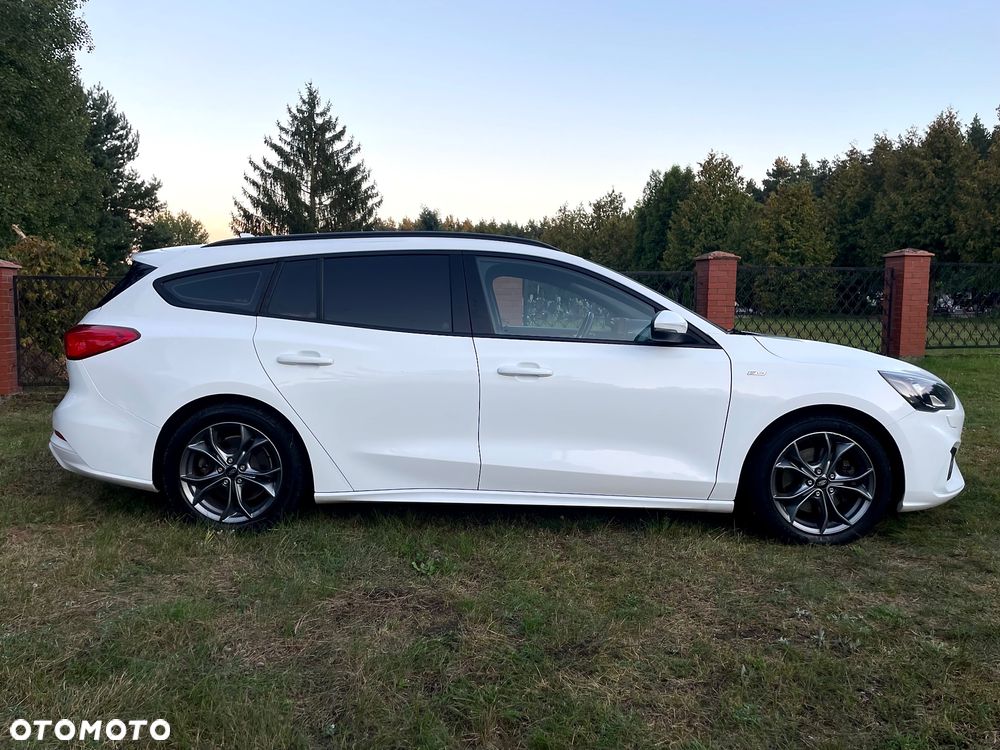 Ford Focus 2.0 EcoBlue ST-Line - 4