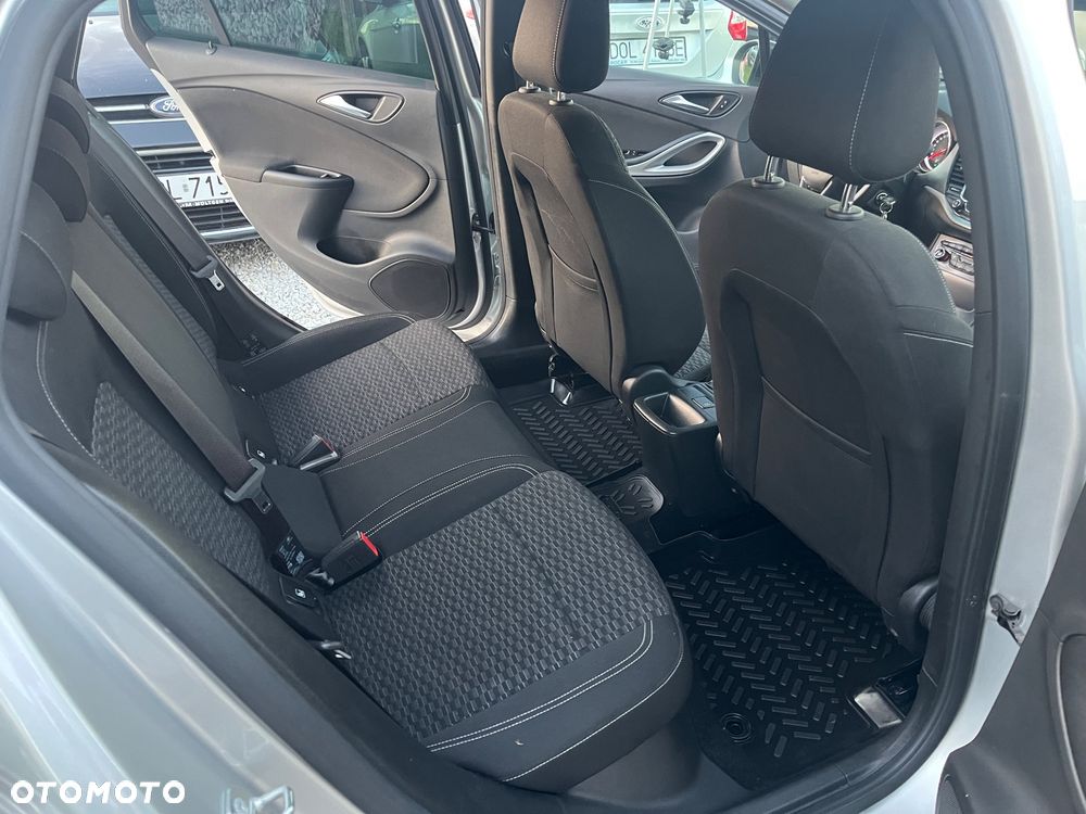 Opel Astra 1.4 Turbo Sports Tourer ON - 11
