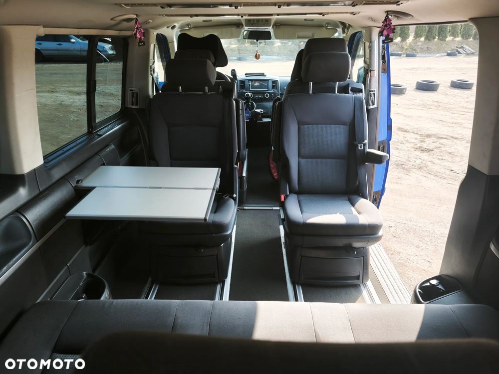 Volkswagen Multivan Standard - 13