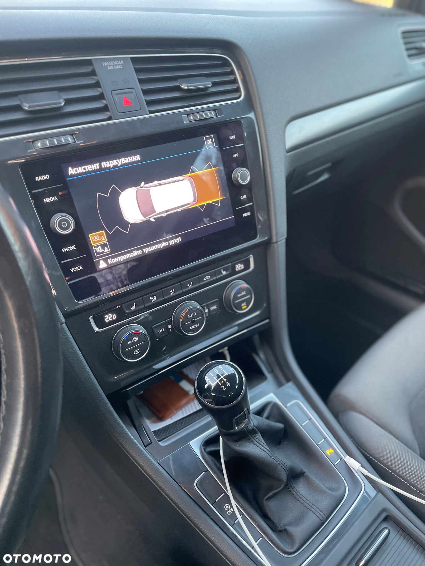 Volkswagen Golf 1.6 TDI BlueMotion Technology Comfortline - 18