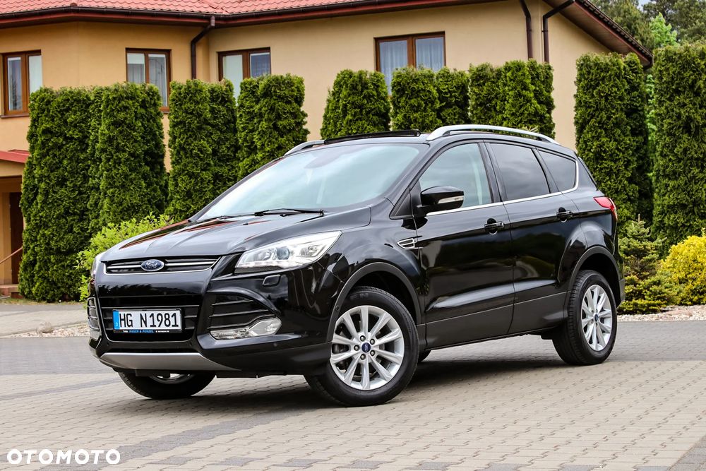 Ford Kuga 1.5 EcoBoost 2x4 Titanium - 2