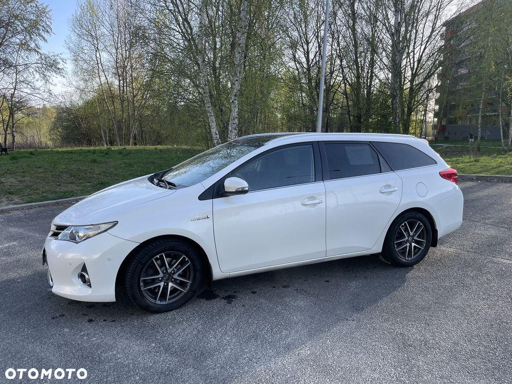 Toyota Auris - 4