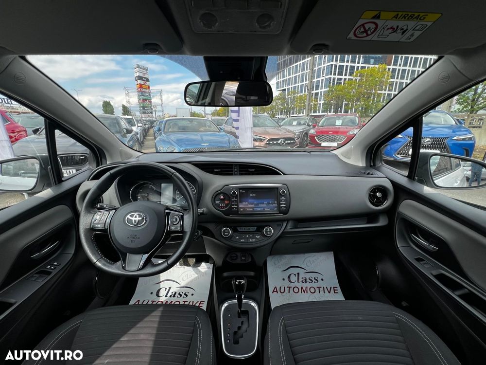 Toyota Yaris - 4