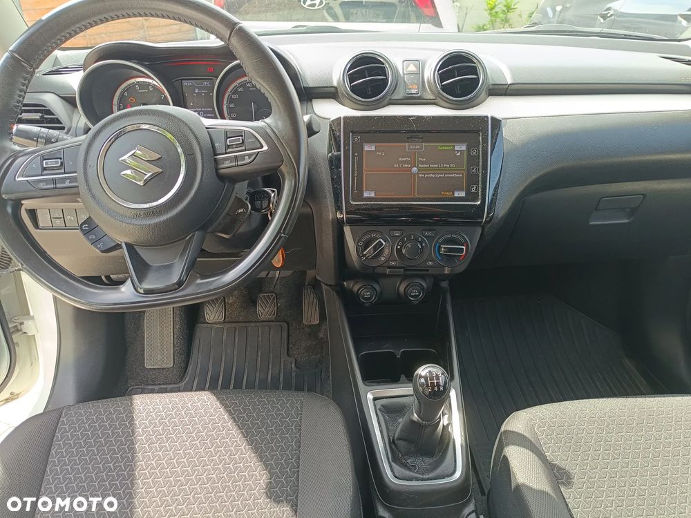 Suzuki Swift 1.2 Dualjet Hybrid Allgrip Comfort - 9
