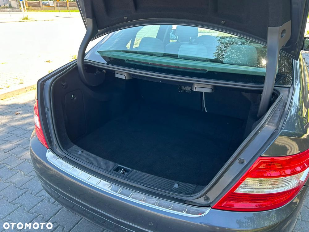 Mercedes-Benz Klasa C 180 Kompressor Automatik Elegance - 17